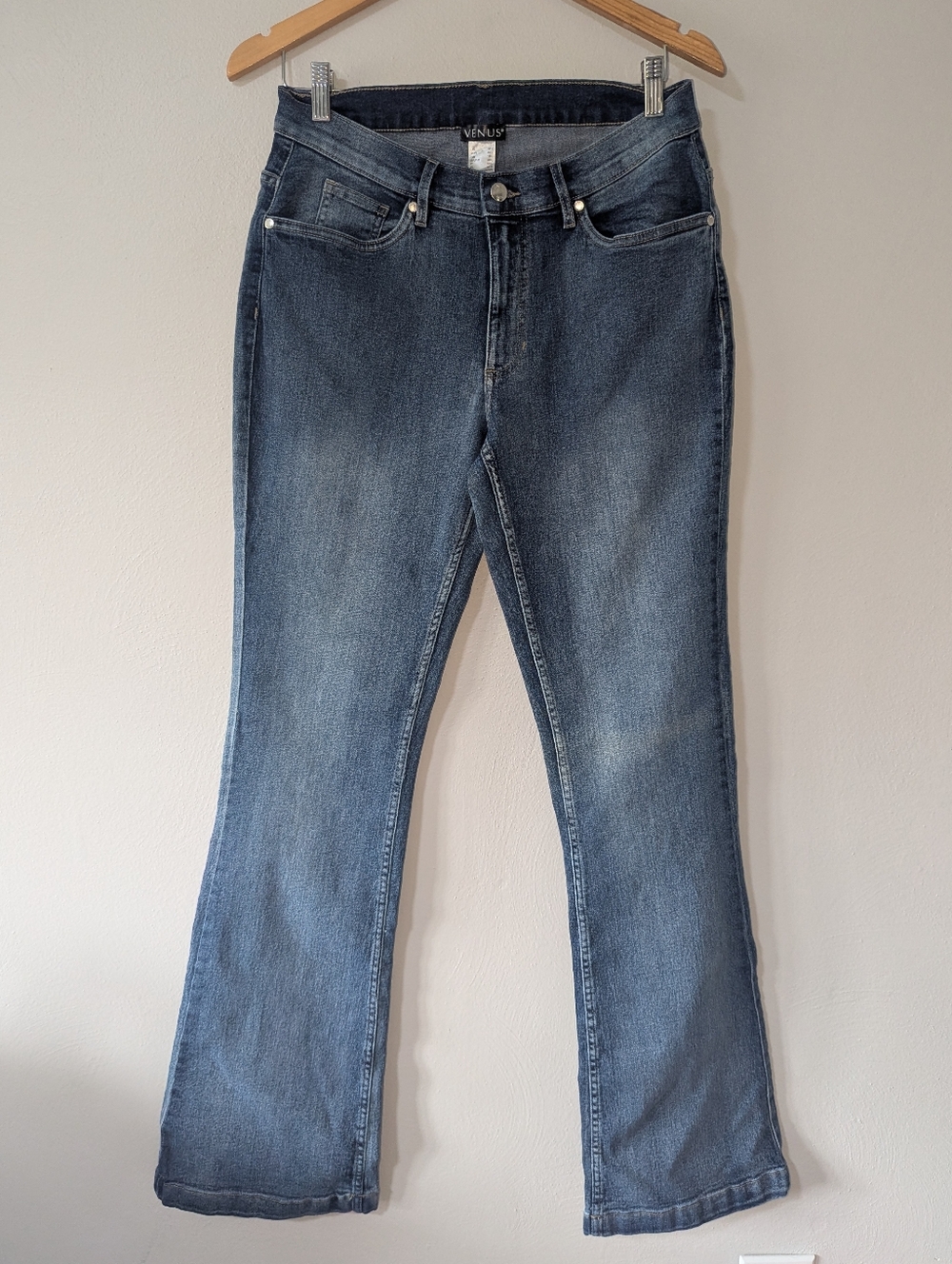 12L Venus Super Stretchy Medium Wash Flare Jeans
